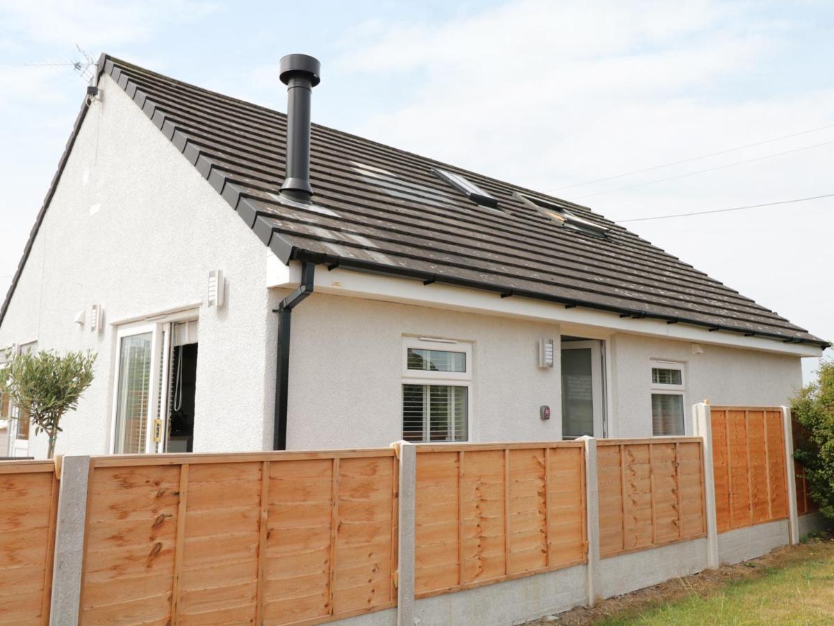 Villa White Stones Ulverston Esterno foto