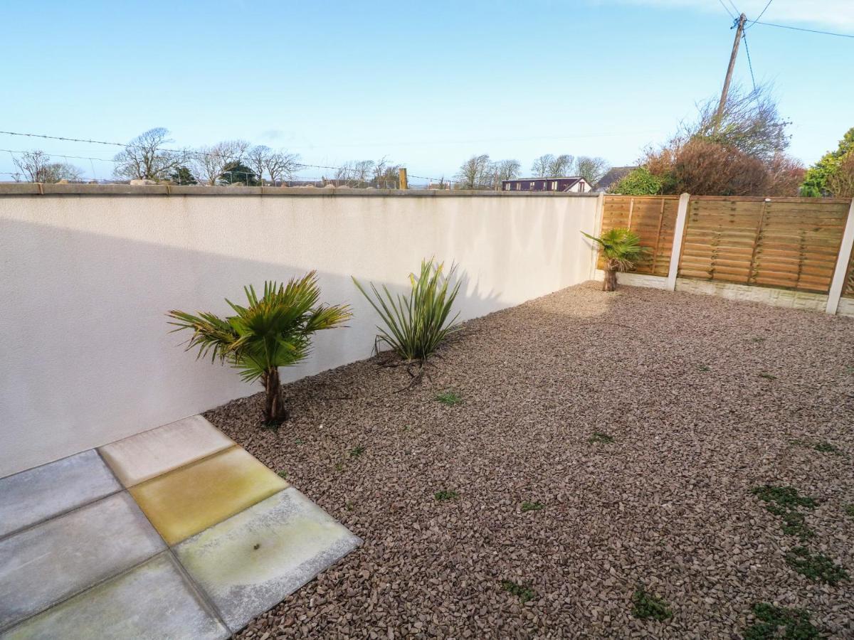 Villa White Stones Ulverston Esterno foto