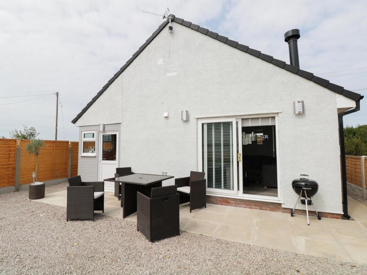 Villa White Stones Ulverston Esterno foto